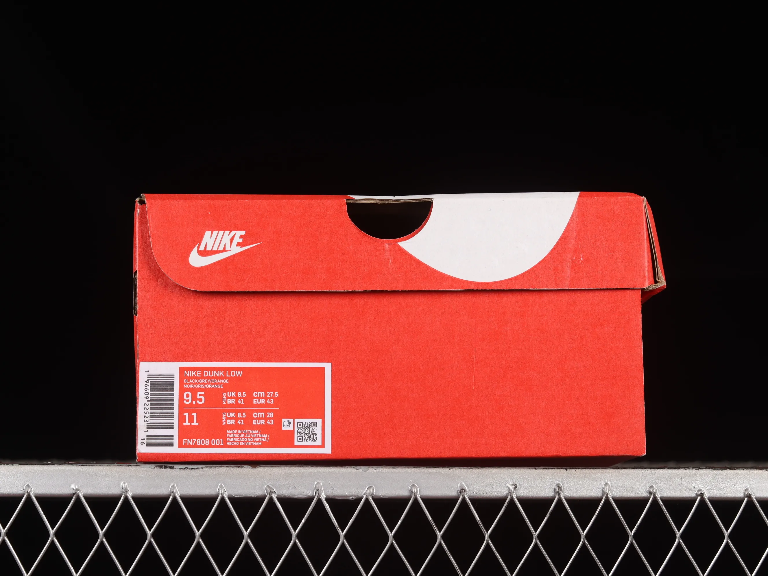 All categories Nk SB Dunk series Nk SB Dunk Low low-top sneakers Nk Dunk Low "Mini Orange Swoosh" SB low-top sports and leisure sneakers FN7808-001
